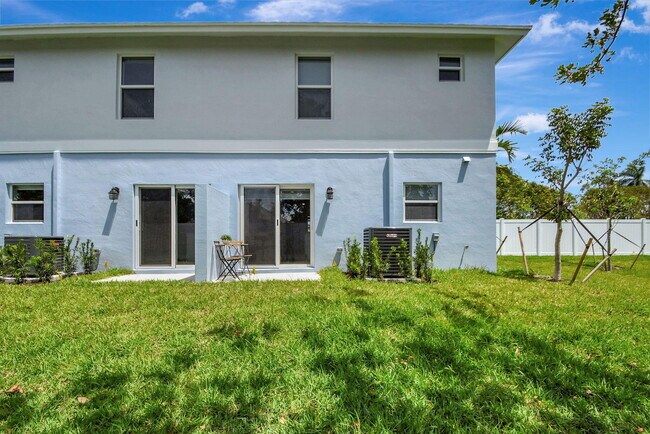 Building Photo - 3871 Patio Ct