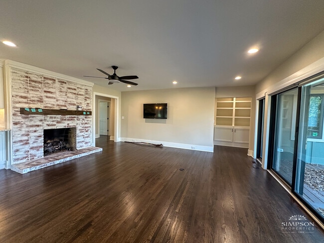 Building Photo - 1943 Townsend Ave