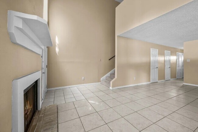 Building Photo - 2137 Shiveley Cir