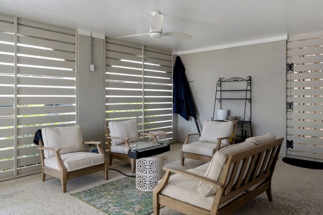 Building Photo - 9013 Stern Aly