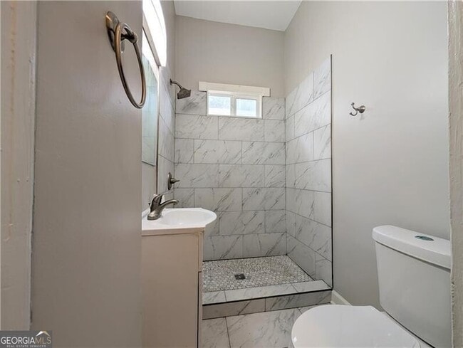 Building Photo - 1716 Thompson Ave