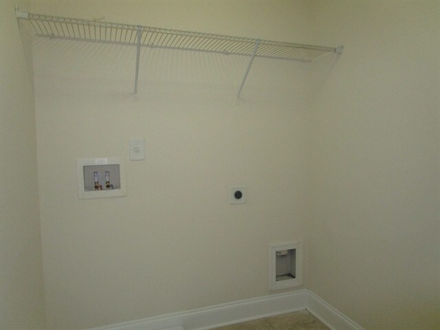 Building Photo - 2400 Freemont St