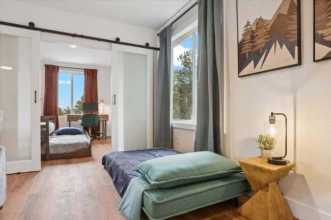 Building Photo - 6186 Sunshine Canyon Dr