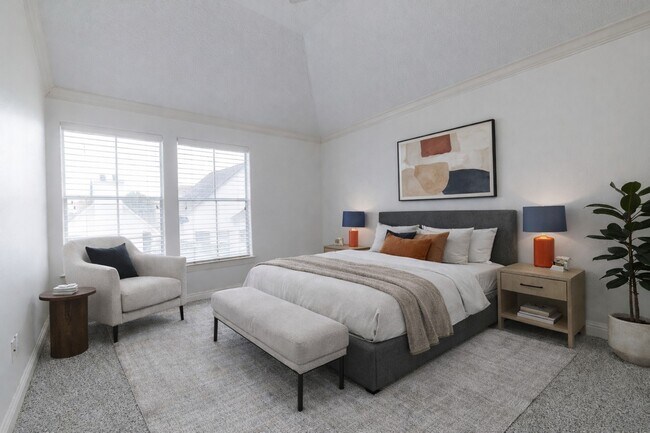 Building Photo - 702 Asbury St