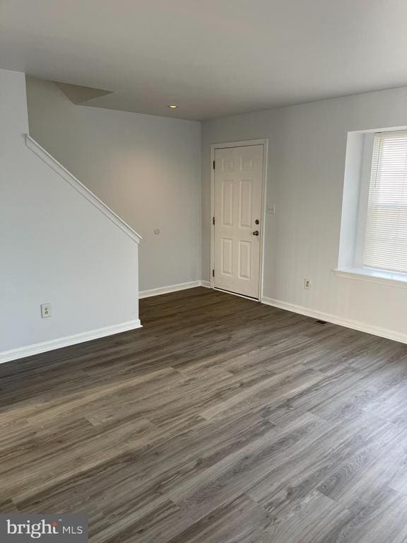 Building Photo - 288 Vincent Cir