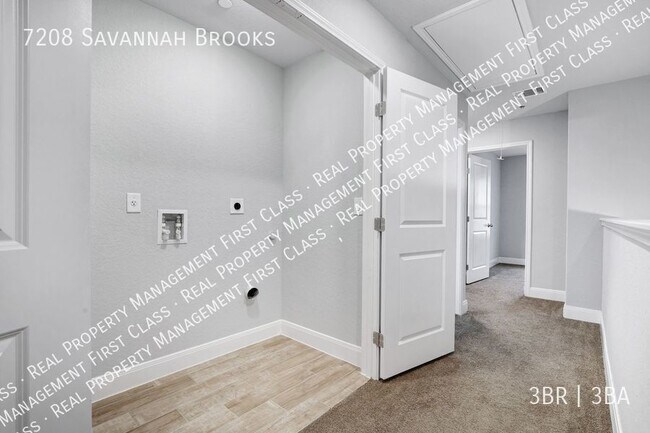 Building Photo - 7208 Savannah Brooks