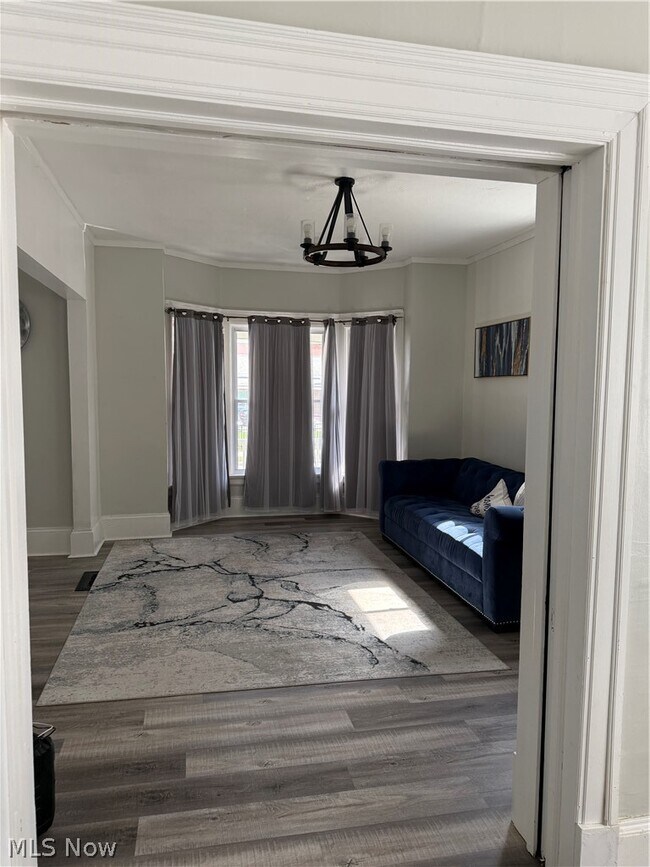 Building Photo - 1460 Elmwood Ave