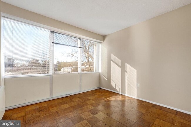 Building Photo - 1311 Delaware Ave SW