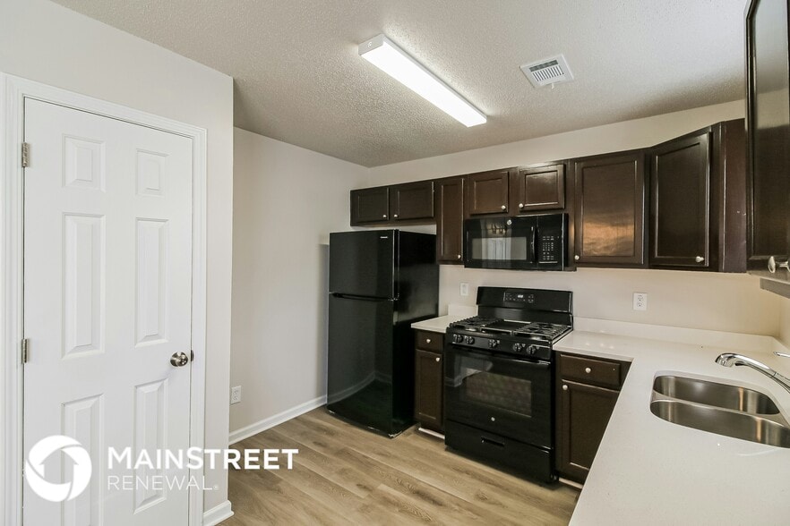 Building Photo - 116 Ventura Trail