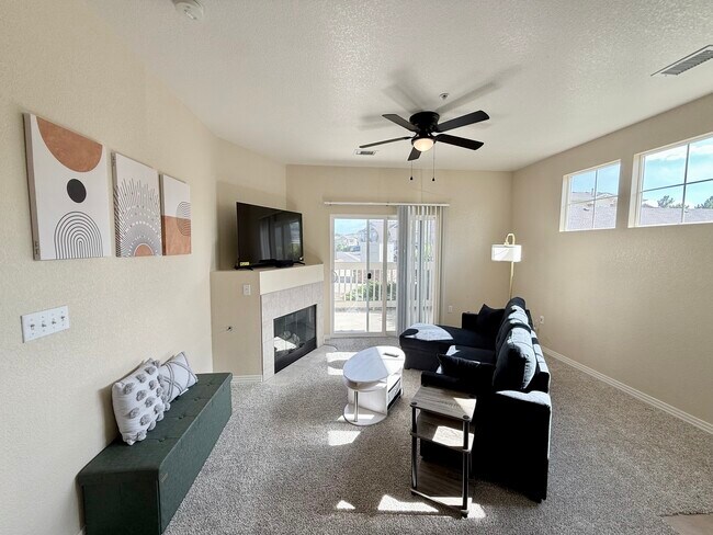 Building Photo - 9434 Ashbury Cir