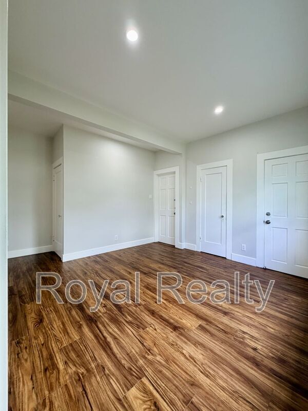 Building Photo - 2013 Kakela Dr