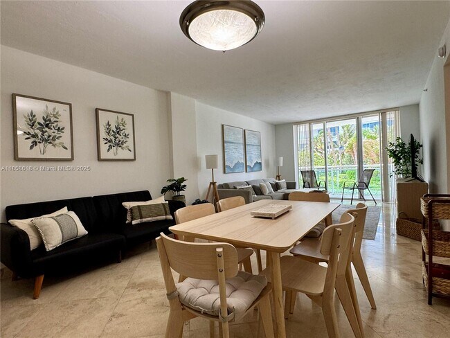 Building Photo - 3001 S Ocean Dr