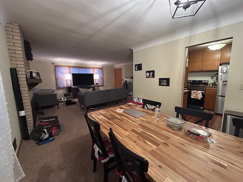 Building Photo - 1408 Winchell St