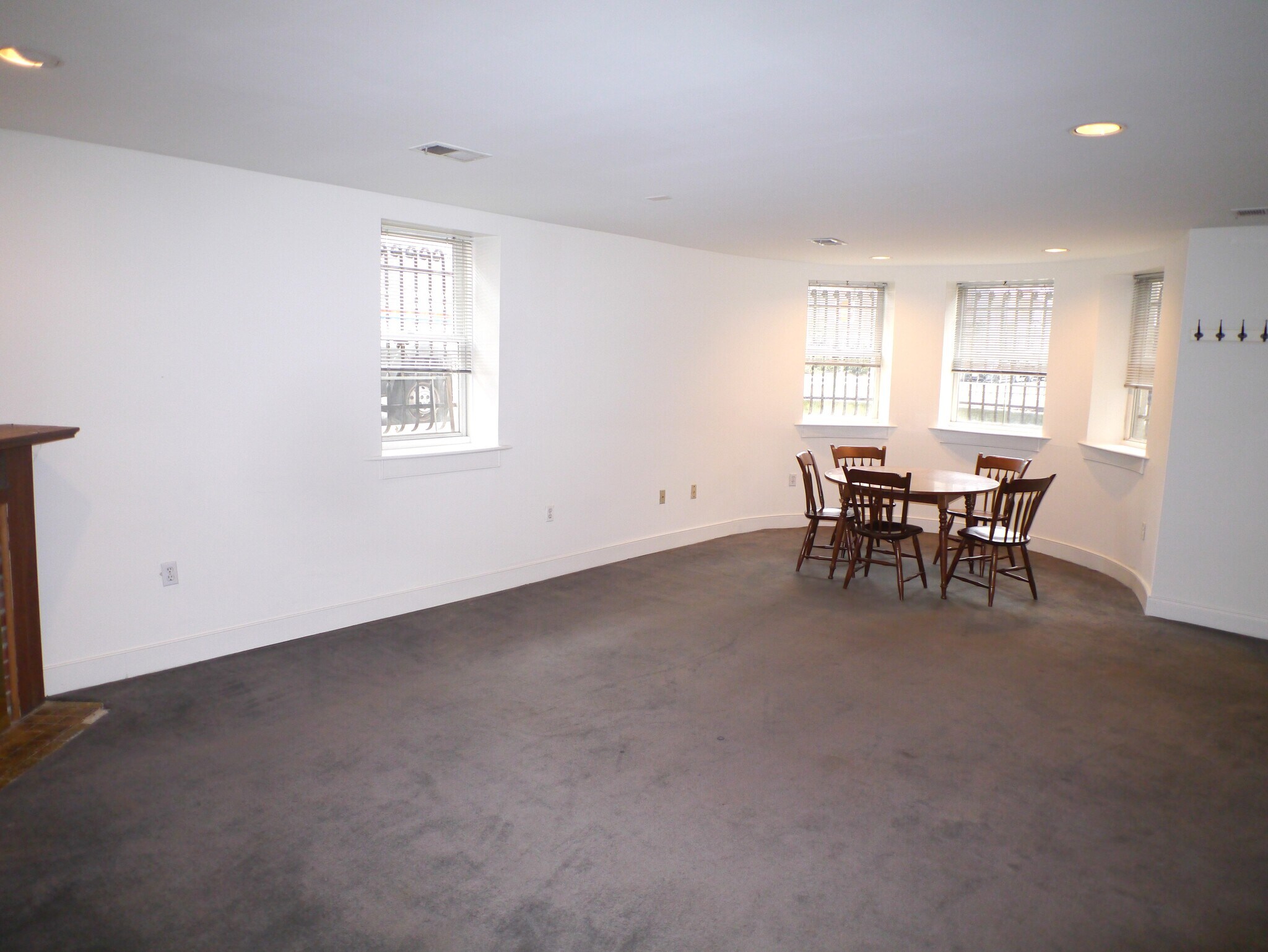 Building Photo - 1743 18th St NW