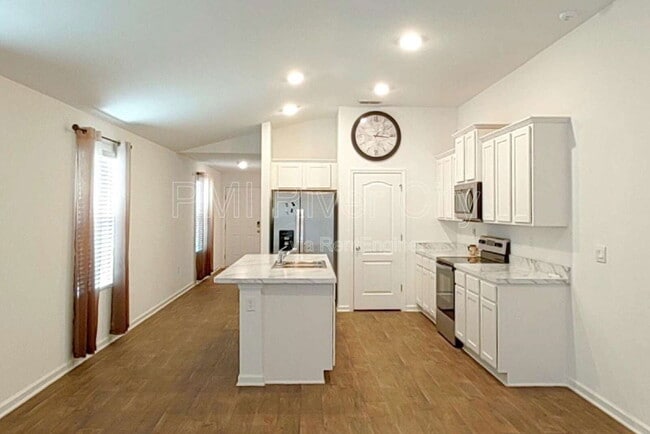 Building Photo - 12619 Cucumber Tree St