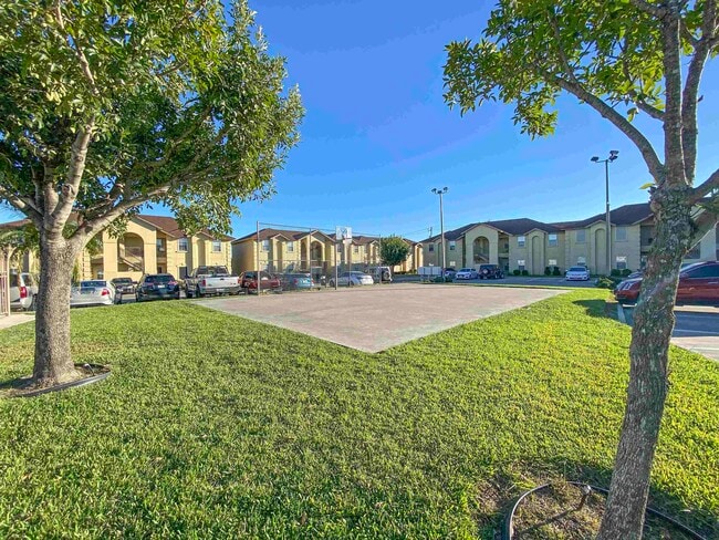 Building Photo - 9804 Cantera Ct