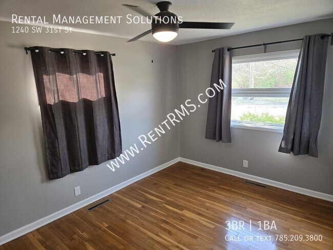 Building Photo - 1240 SW 31st St