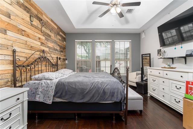 Building Photo - 5804 Pebble Ridge Dr