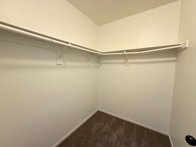 Building Photo - $500 OFF 1ST MONTHS RENT Updated 3-Bedroom Townhome in Gated Community with Pool Access