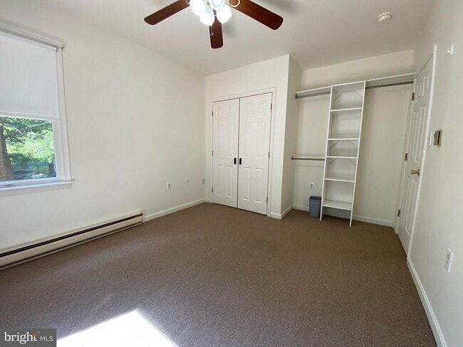 Building Photo - 13359 Catoctin Hollow Rd