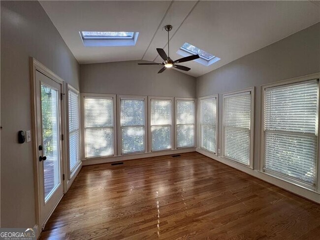 Building Photo - 3895 Butterstream Way