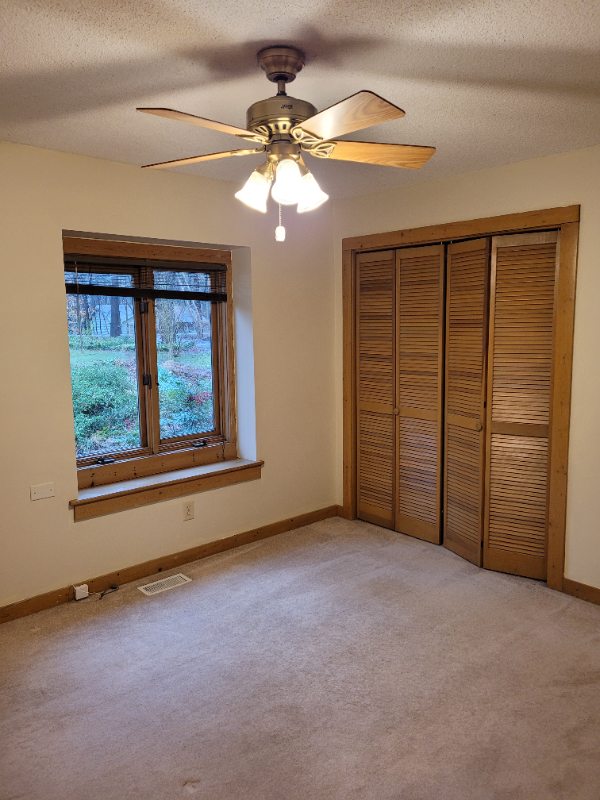Building Photo - 5228 Troutman Ln