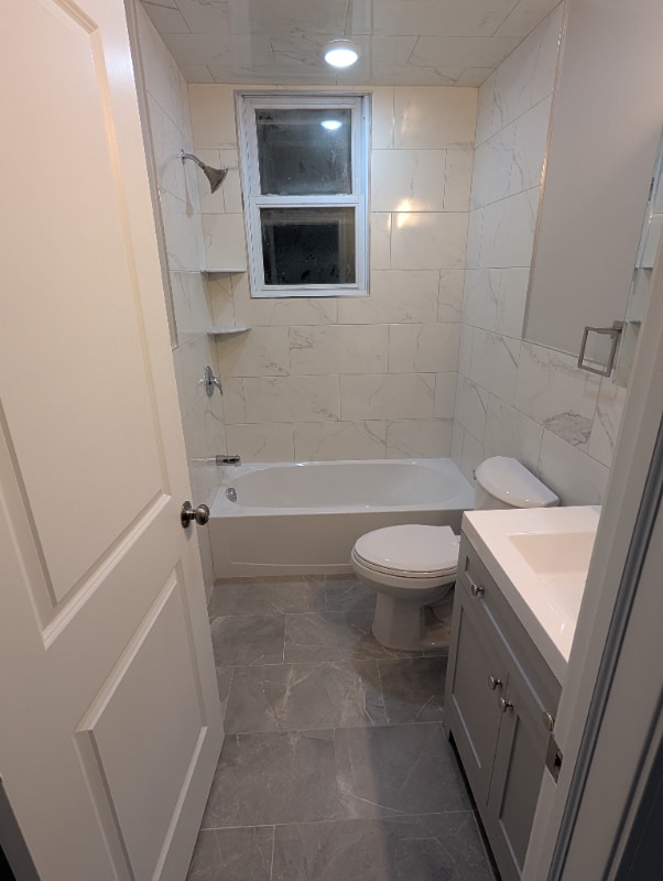 Building Photo - 32 Rose St