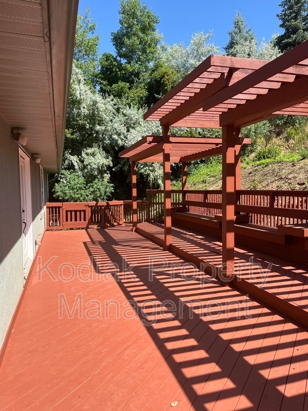 Building Photo - 932 Northridge Dr