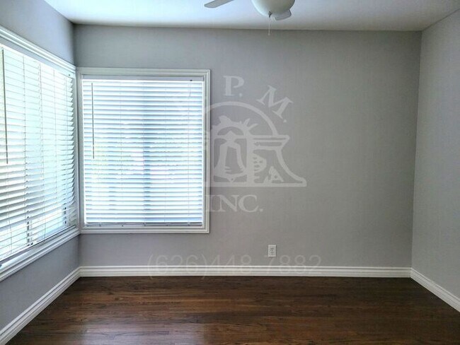 Building Photo - Charming 3 Bedroom Home Available in Oakmont Neighborhood of Claremont