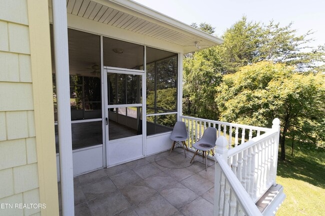 Building Photo - 2084 Allenridge Dr