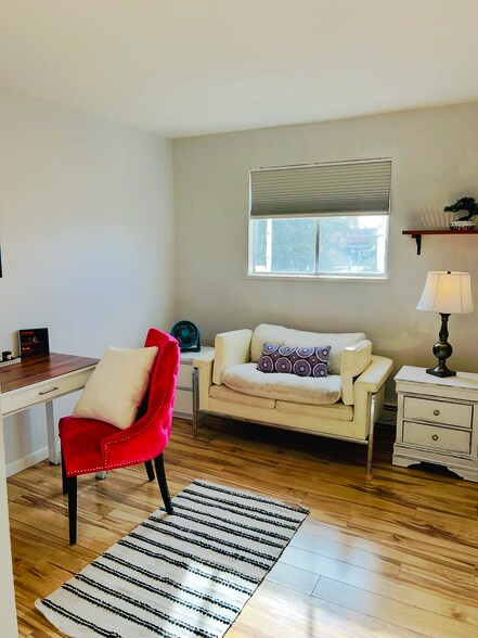 Building Photo - 9240 W 49th Ave