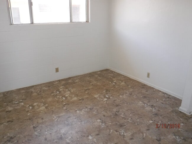 Building Photo - 2 Bedroom / 1 Bath at the Leolua Gardens