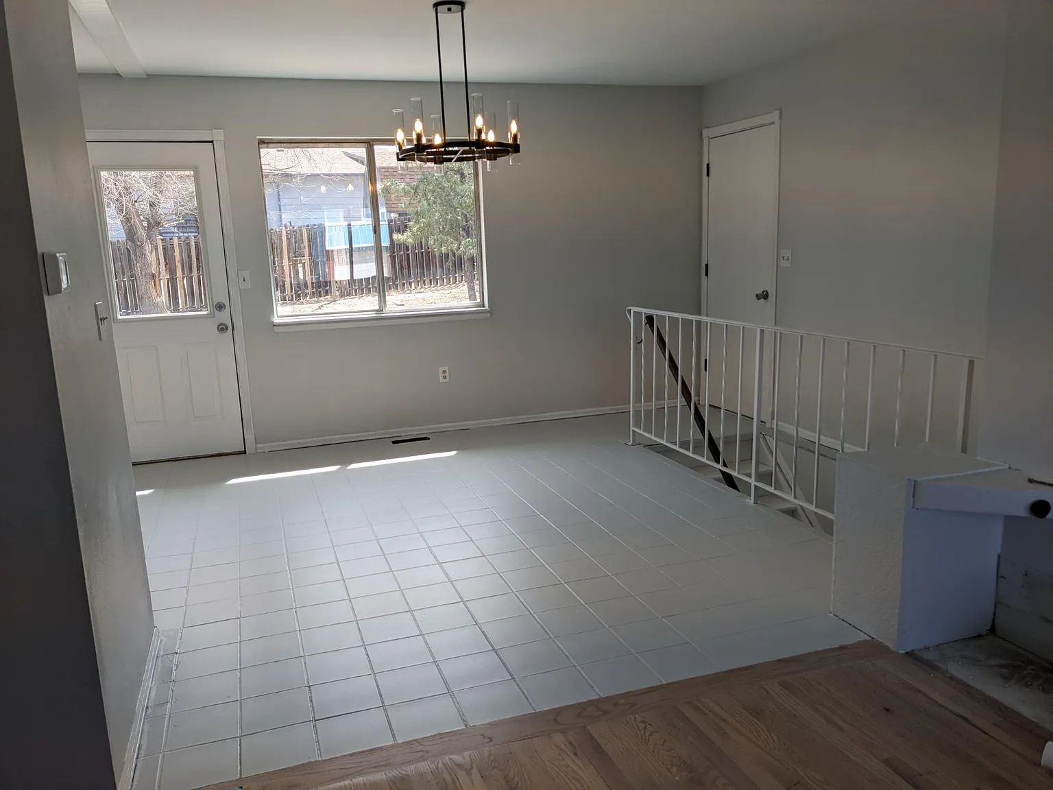 Kitchen Table Area - 5777 Tuckerman Ln