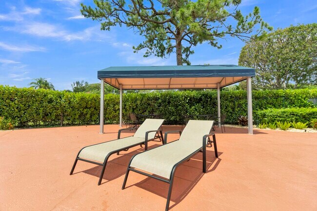 Building Photo - 23265 Boca Club Colony Cir