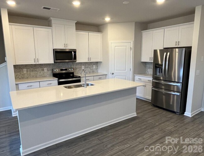 Building Photo - 5173 Brailey Cir