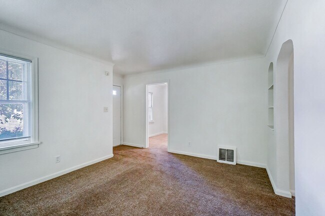 Building Photo - 1132 Brookley Blvd