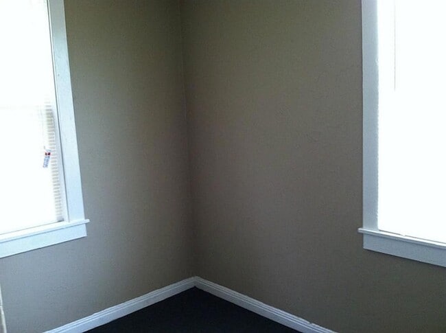 Building Photo - 5344 Leeland St