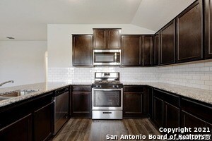 Building Photo - 9959 Bratten Rise