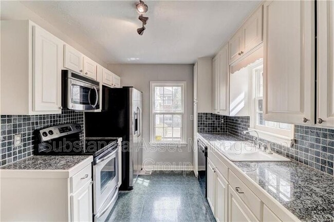 Building Photo - 908 NW 37th St