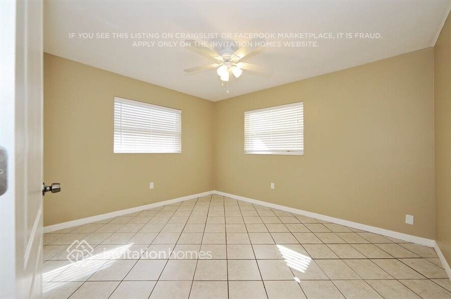 Building Photo - 452 Hazelwood Rd