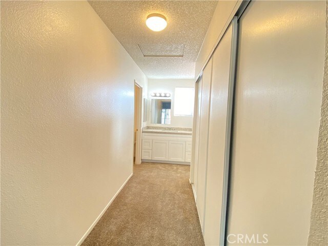 Building Photo - 13246 Lakota Dr