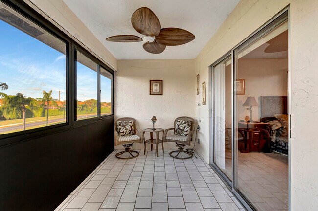 Building Photo - 5943 Areca Palm Ct