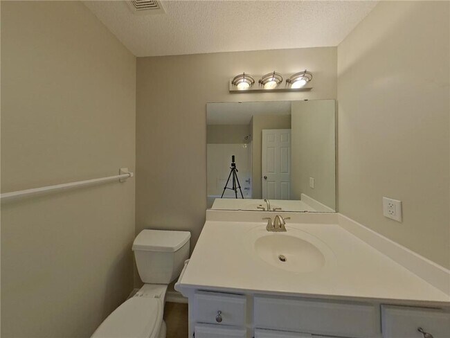 Building Photo - 8970 Windsor Cir