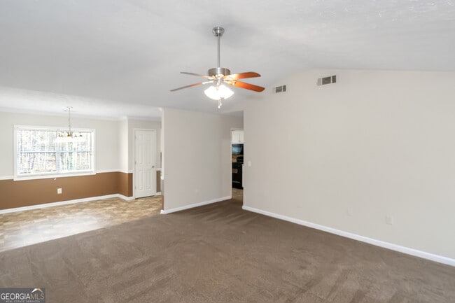 Building Photo - 75 Dove Landing