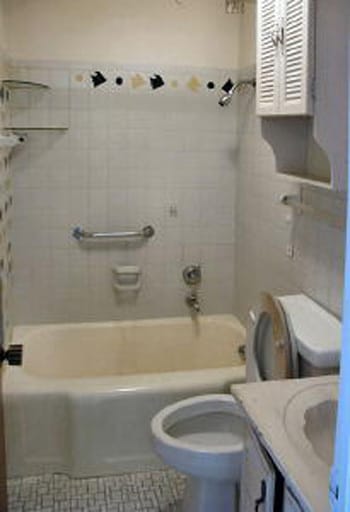 Building Photo - 602 W Columbia Ave