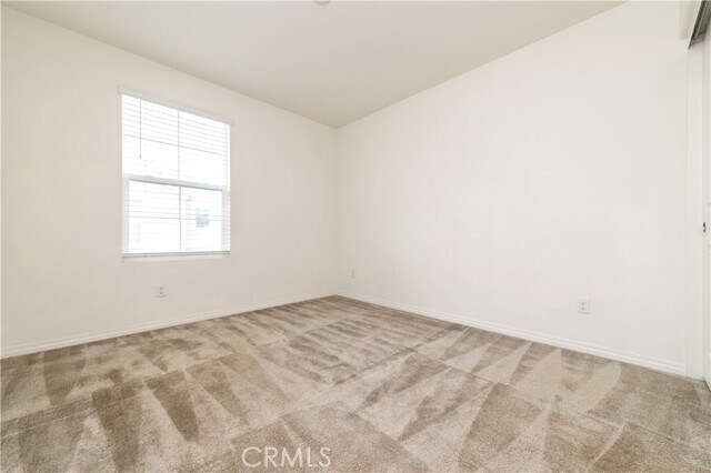 Building Photo - 5901 Oatfield Ave