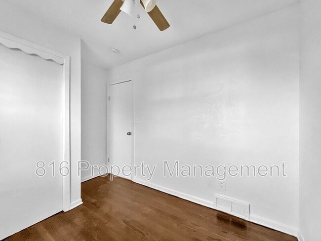 Building Photo - 16007 East 35th St S