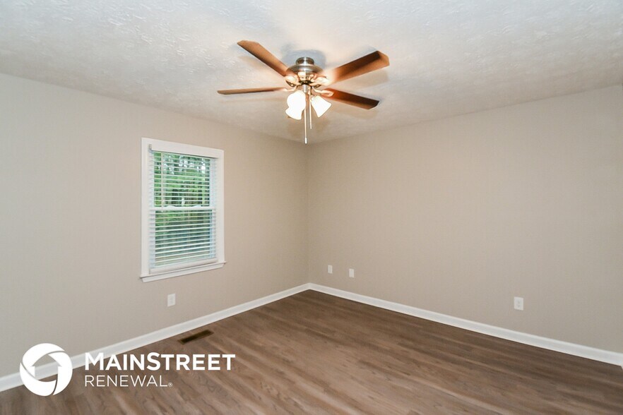 Building Photo - 780 Silverthorne Cir