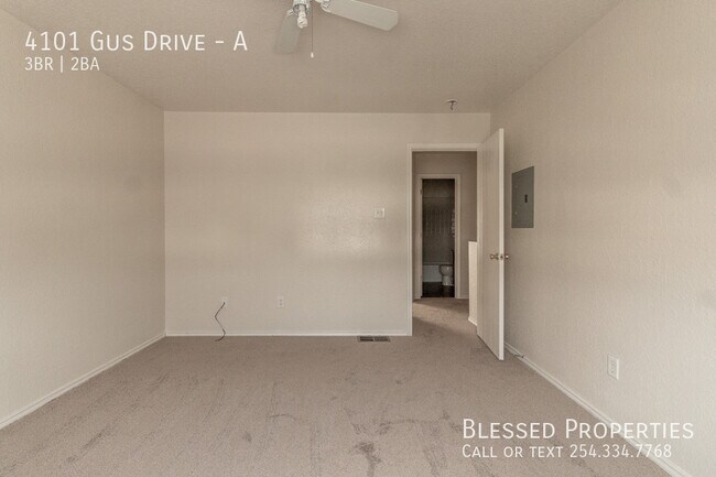 Building Photo - 4101 Gus Dr