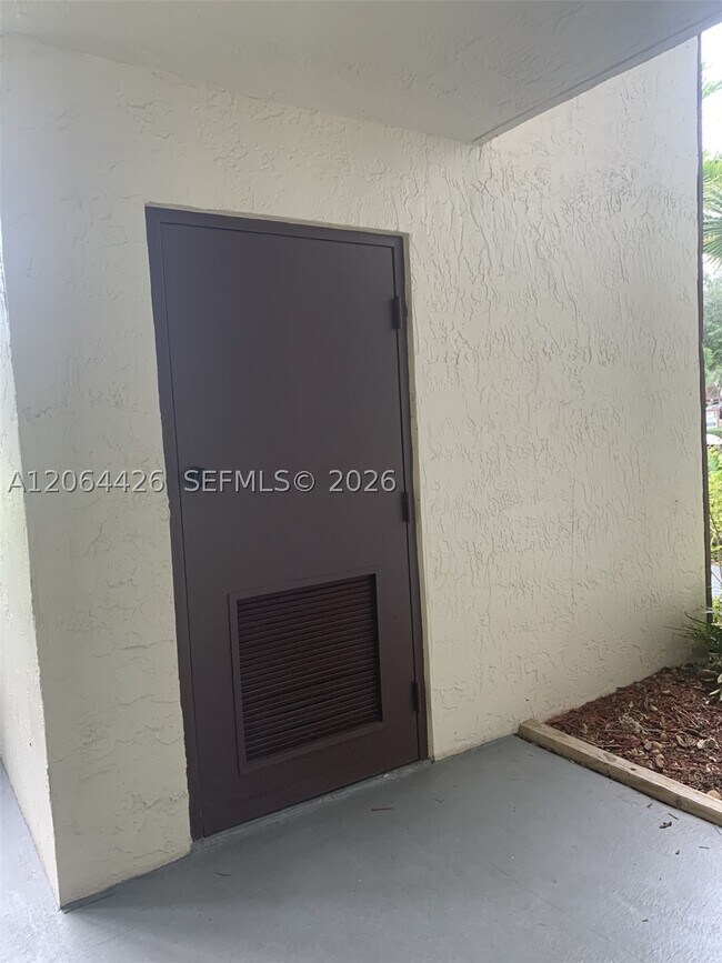 Building Photo - 9080 SW 125th Ave
